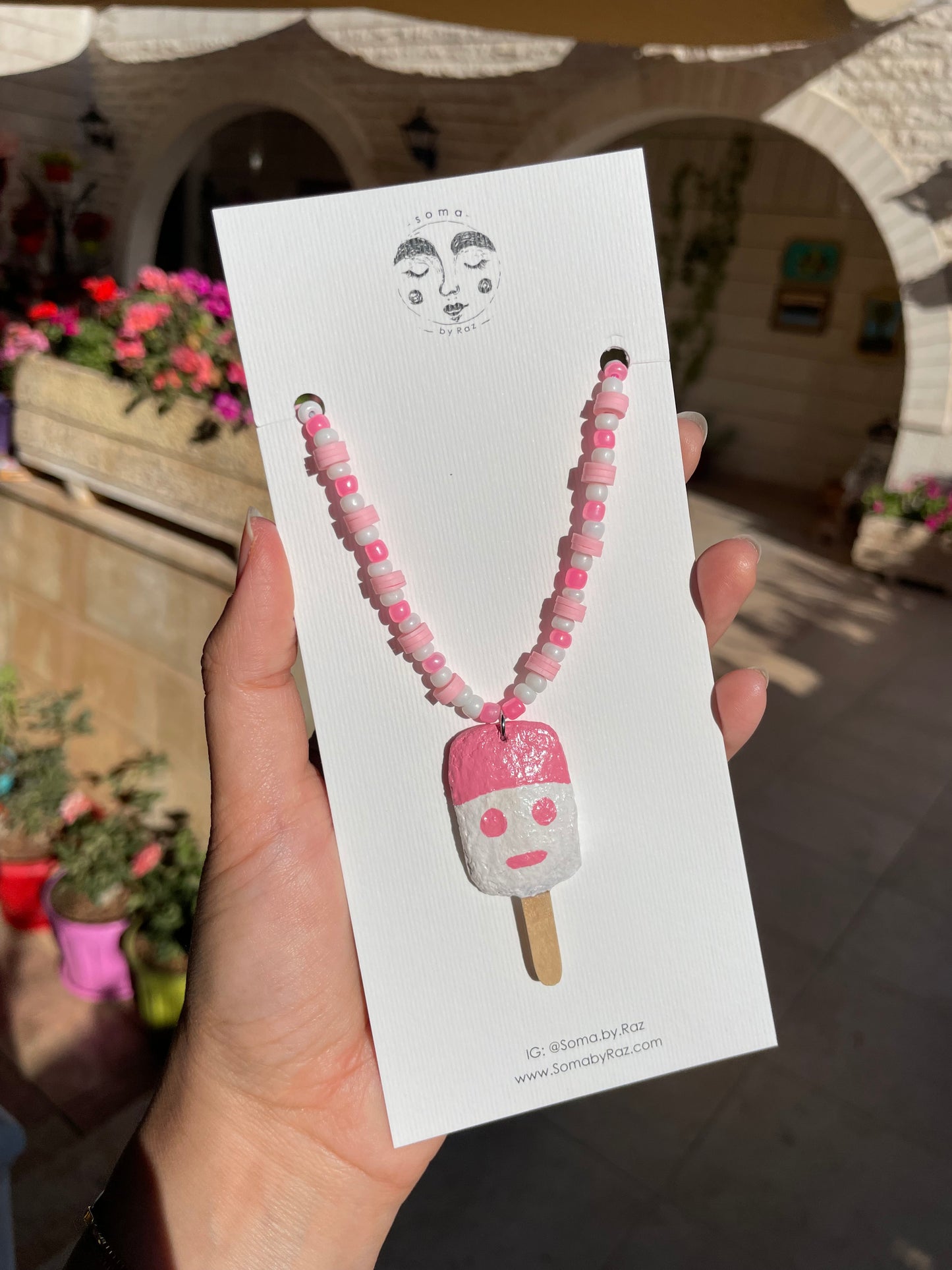 نعنوع Necklaces