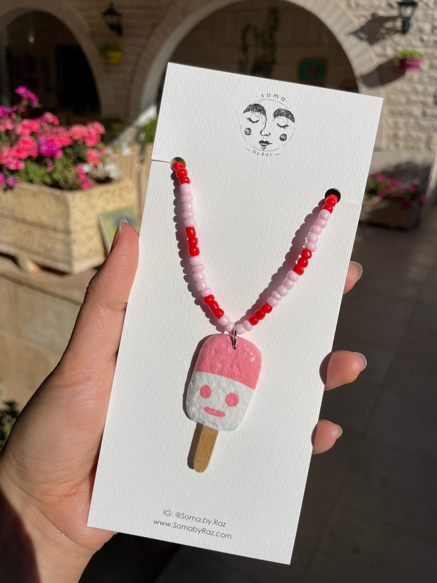 نعنوع Necklaces